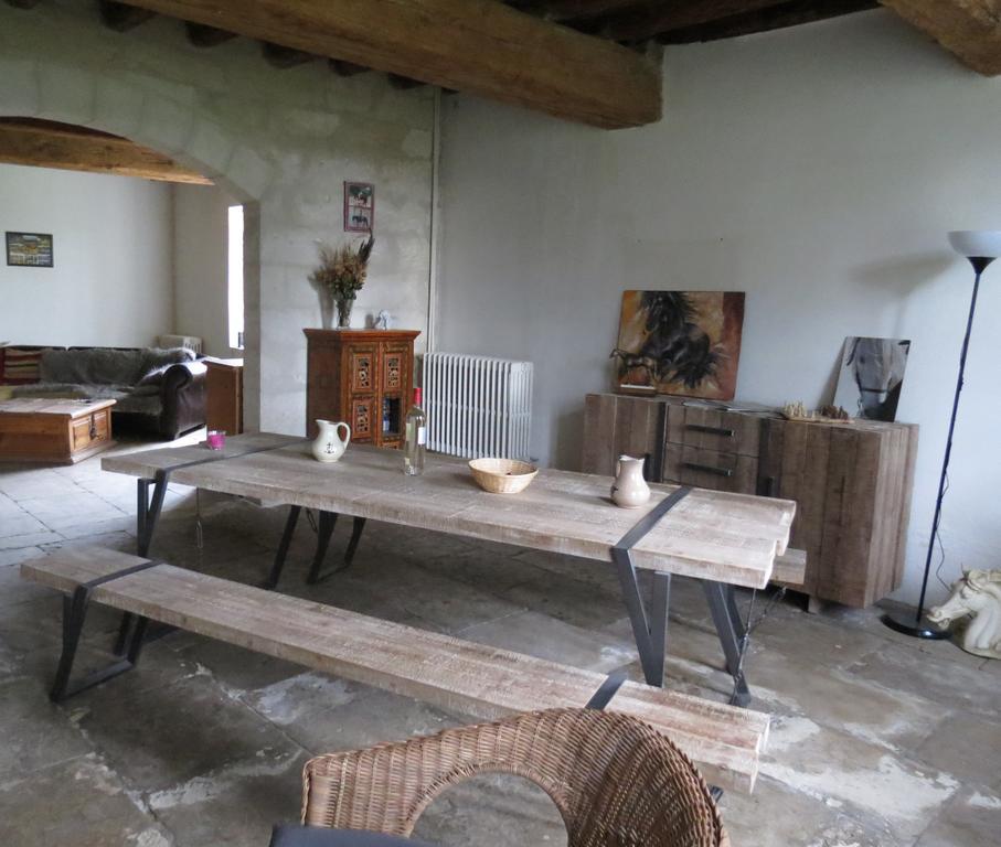 B&B Mas Les Lecques Beaucaire  Exterior foto