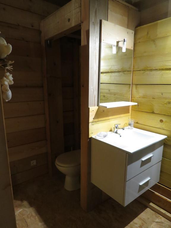 B&B Mas Les Lecques Beaucaire  Exterior foto